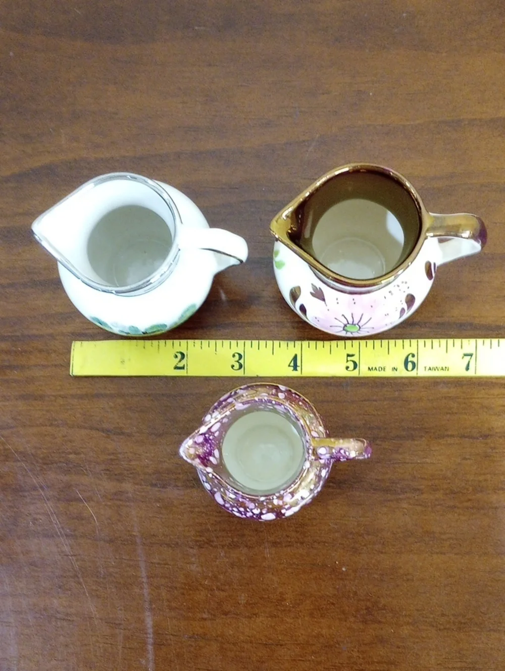 Old Castle English Creamers, Set Of 3 - Vintage!